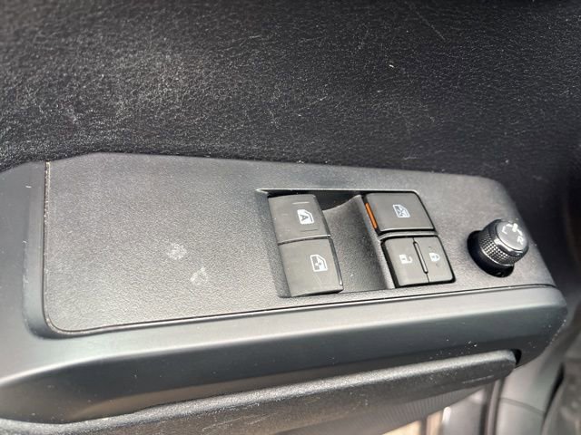 Used 2020 Toyota Tacoma SR image 12