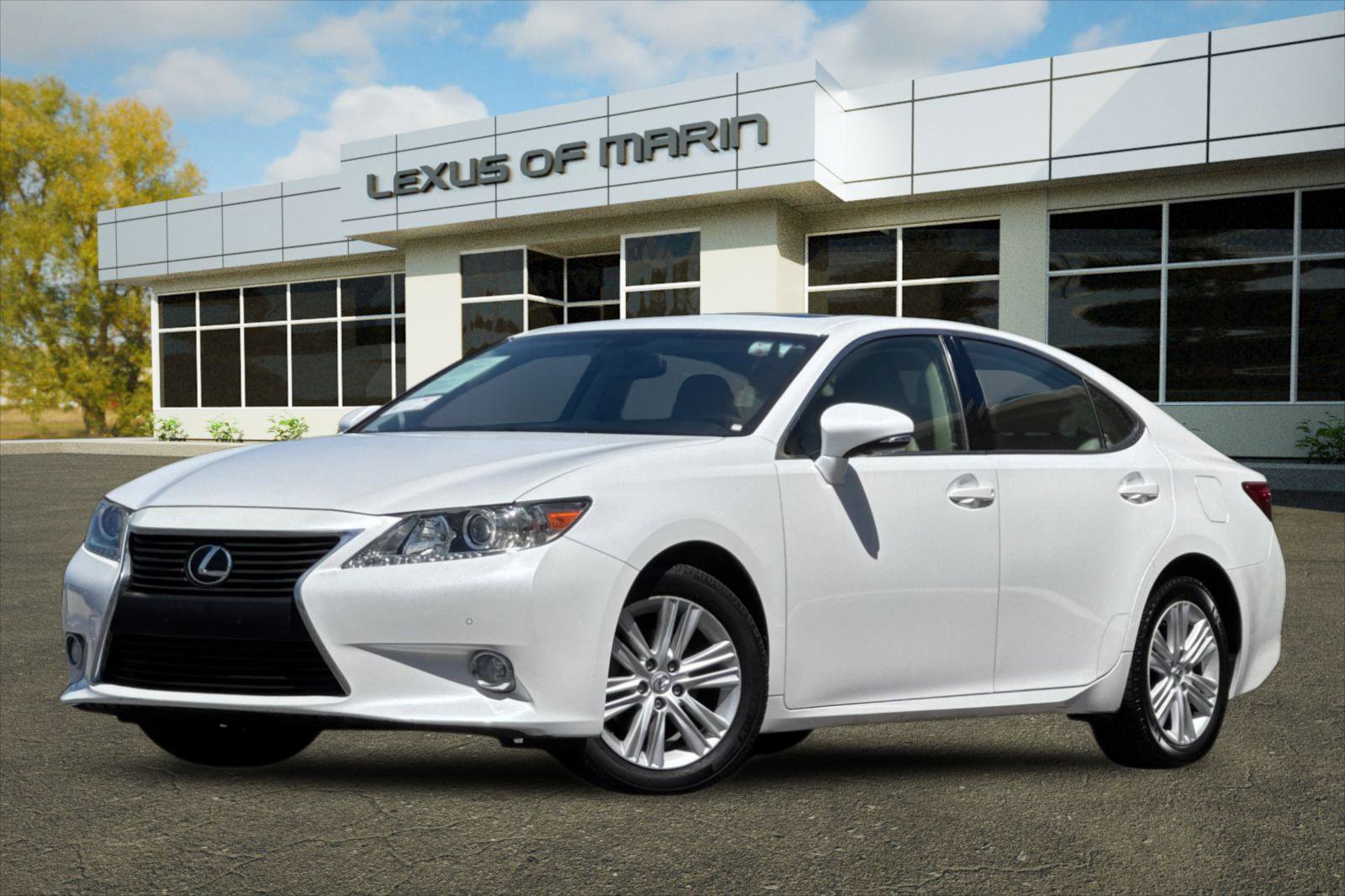 Used 2013 Lexus ES 350 w/ Luxury Pkg FWD image 1