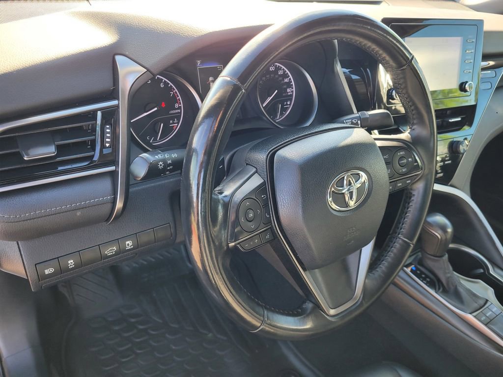 Used 2023 Toyota Camry SE image 26