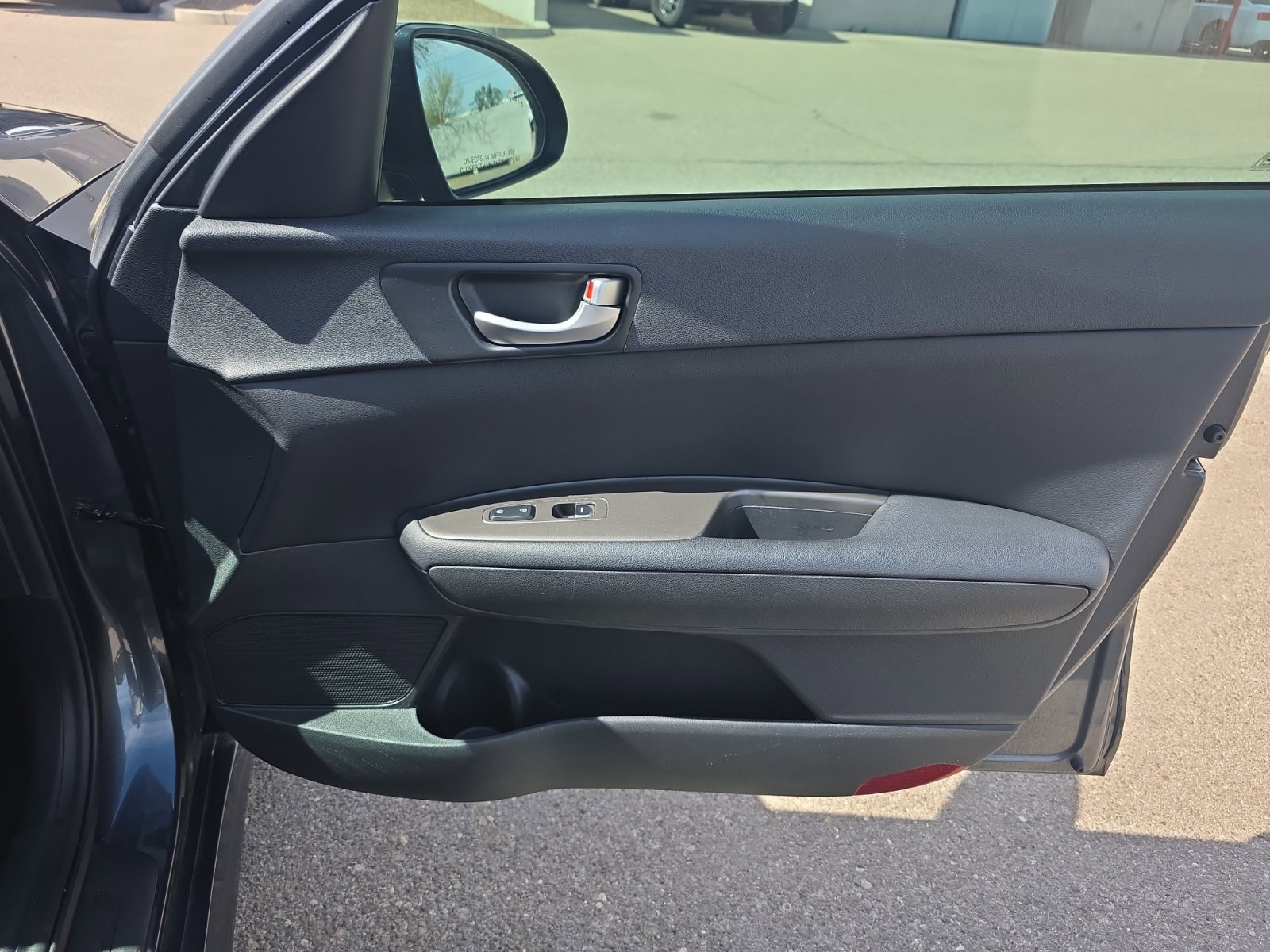 Used 2020 Kia Optima LX image 16