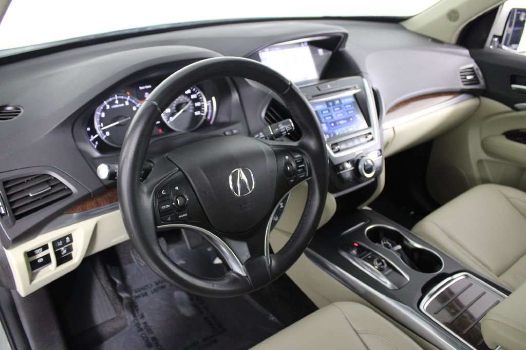 Used 2017 Acura MDX w/ Technology Package AWD/4WD image 18