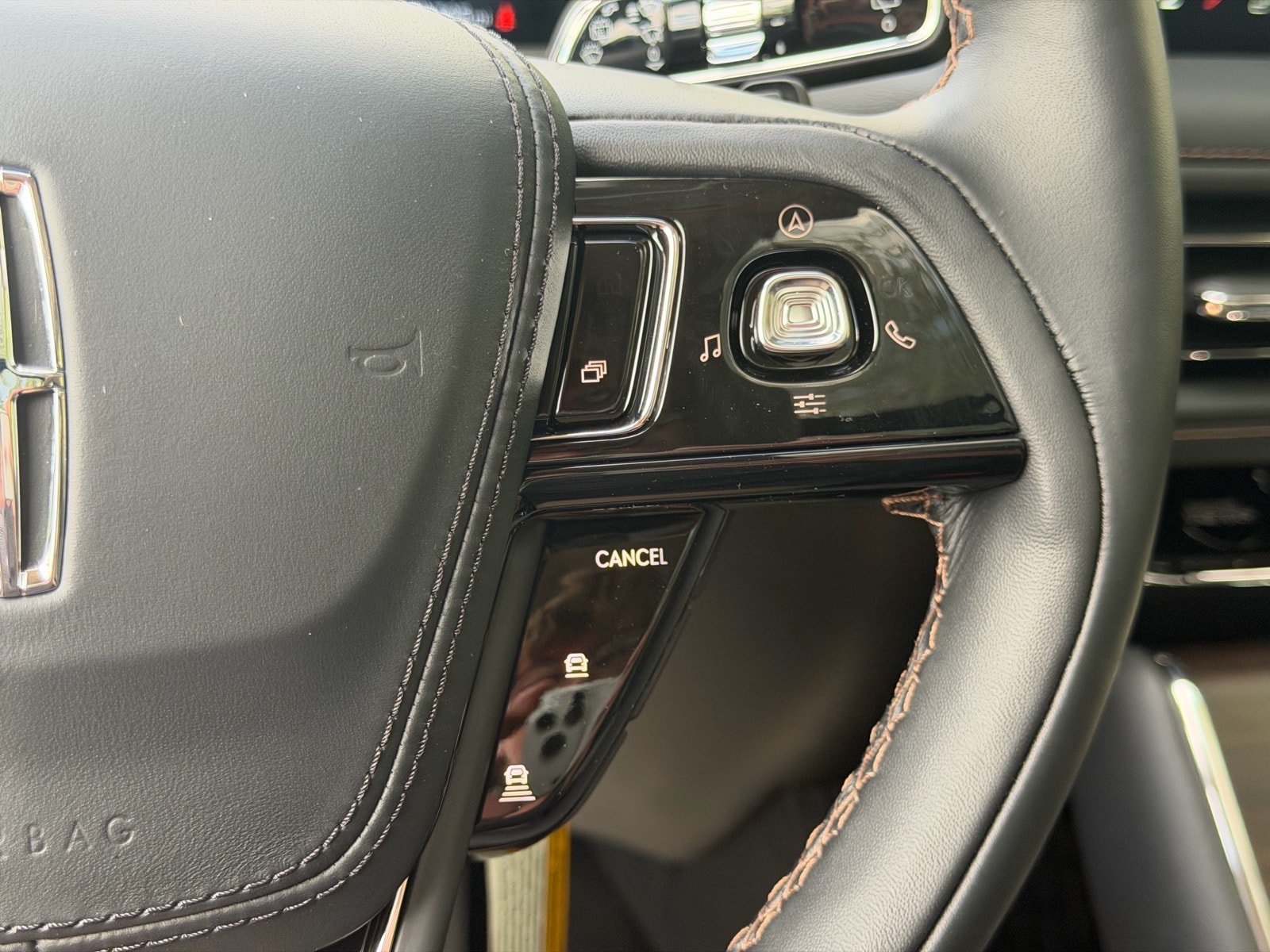 New 2026 Lincoln Aviator Reserve AWD/4WD image 30