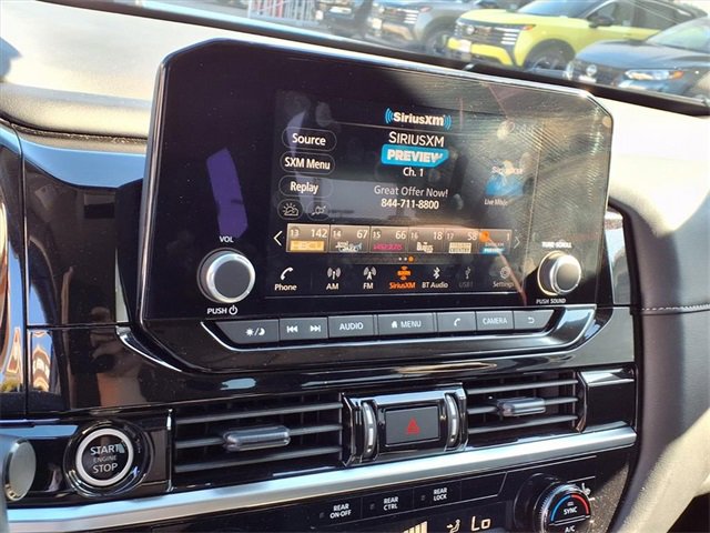 Certified 2024 Nissan Pathfinder SV image 6