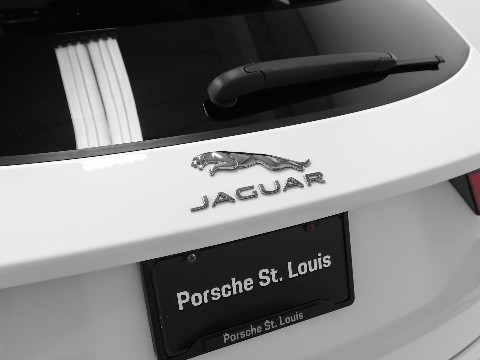 Used 2021 Jaguar E-PACE SE AWD/4WD image 19