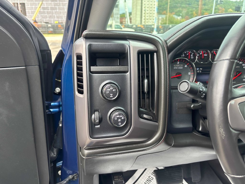 Used 2016 GMC Sierra 1500 SLT w/ All-Terrain Package AWD/4WD image 12