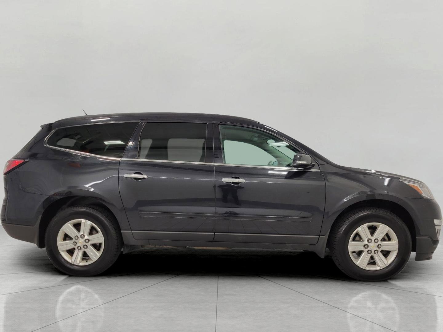 Used 2014 Chevrolet Traverse LT image 11