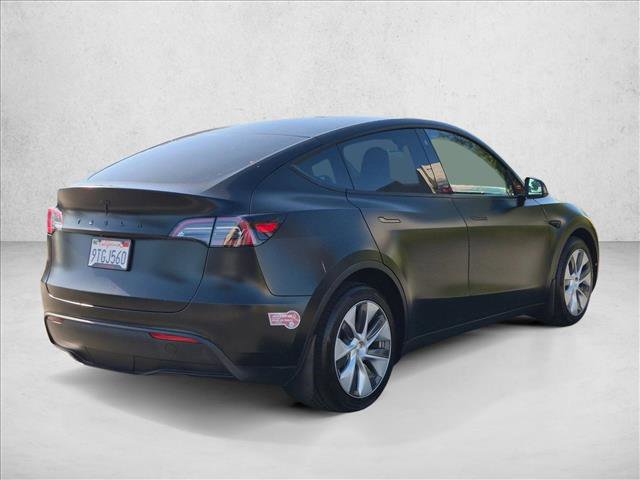 Used 2023 Tesla Model Y Long Range AWD/4WD image 5