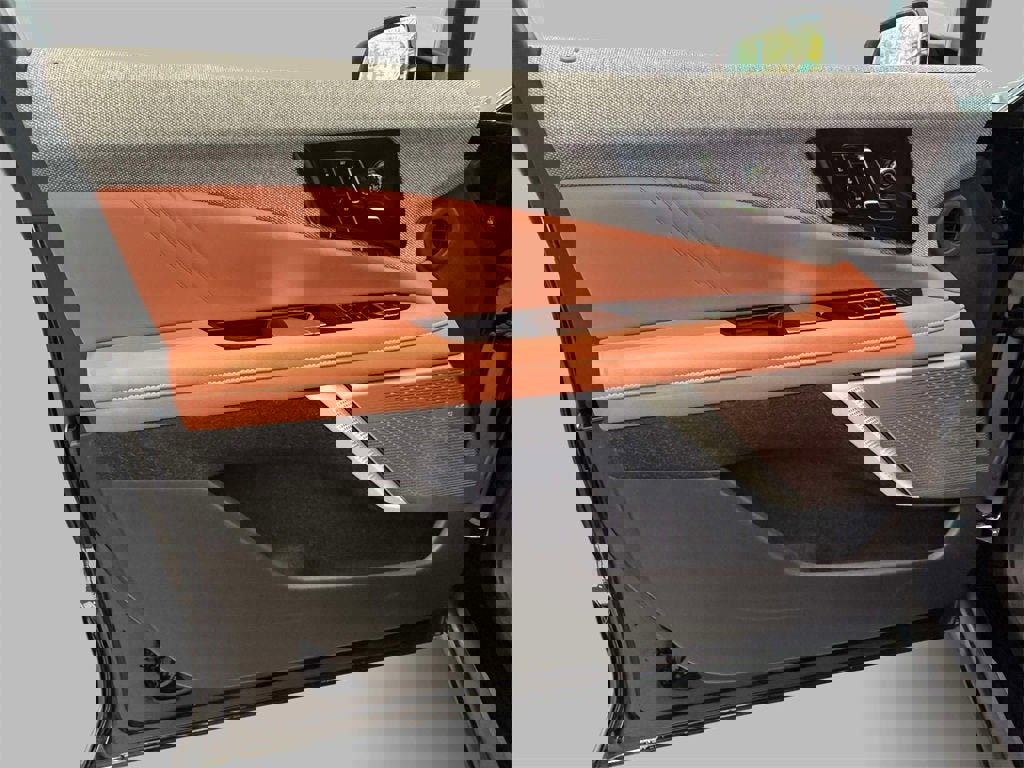 New 2025 Cadillac Optiq Sport 2 w/ LPO, ONYX Package image 14