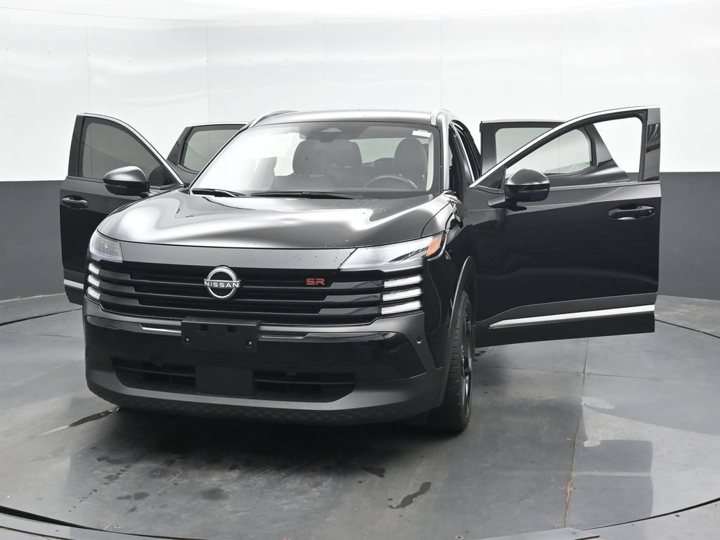 Used 2025 Nissan Kicks SR AWD/4WD image 43