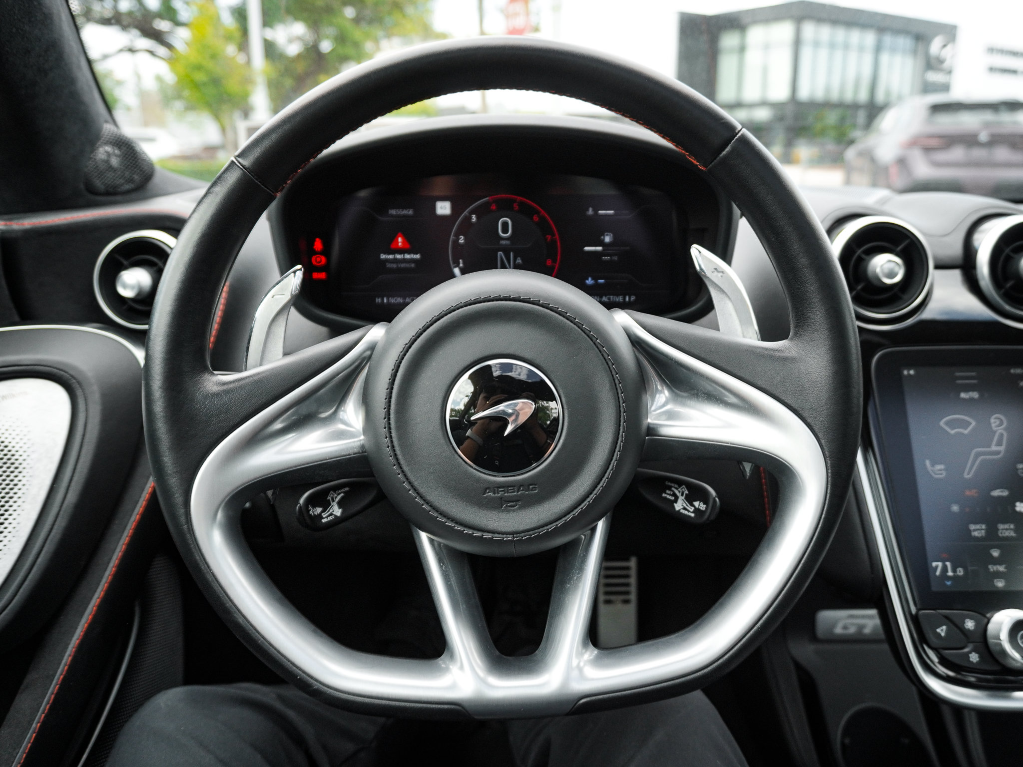 Used 2022 McLaren GT RWD image 21