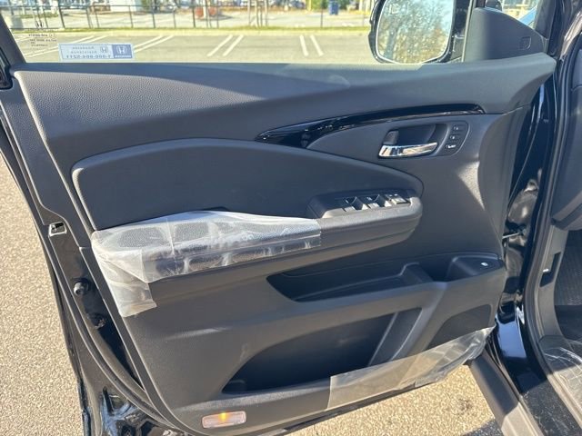 New 2026 Honda Ridgeline Black Edition image 17