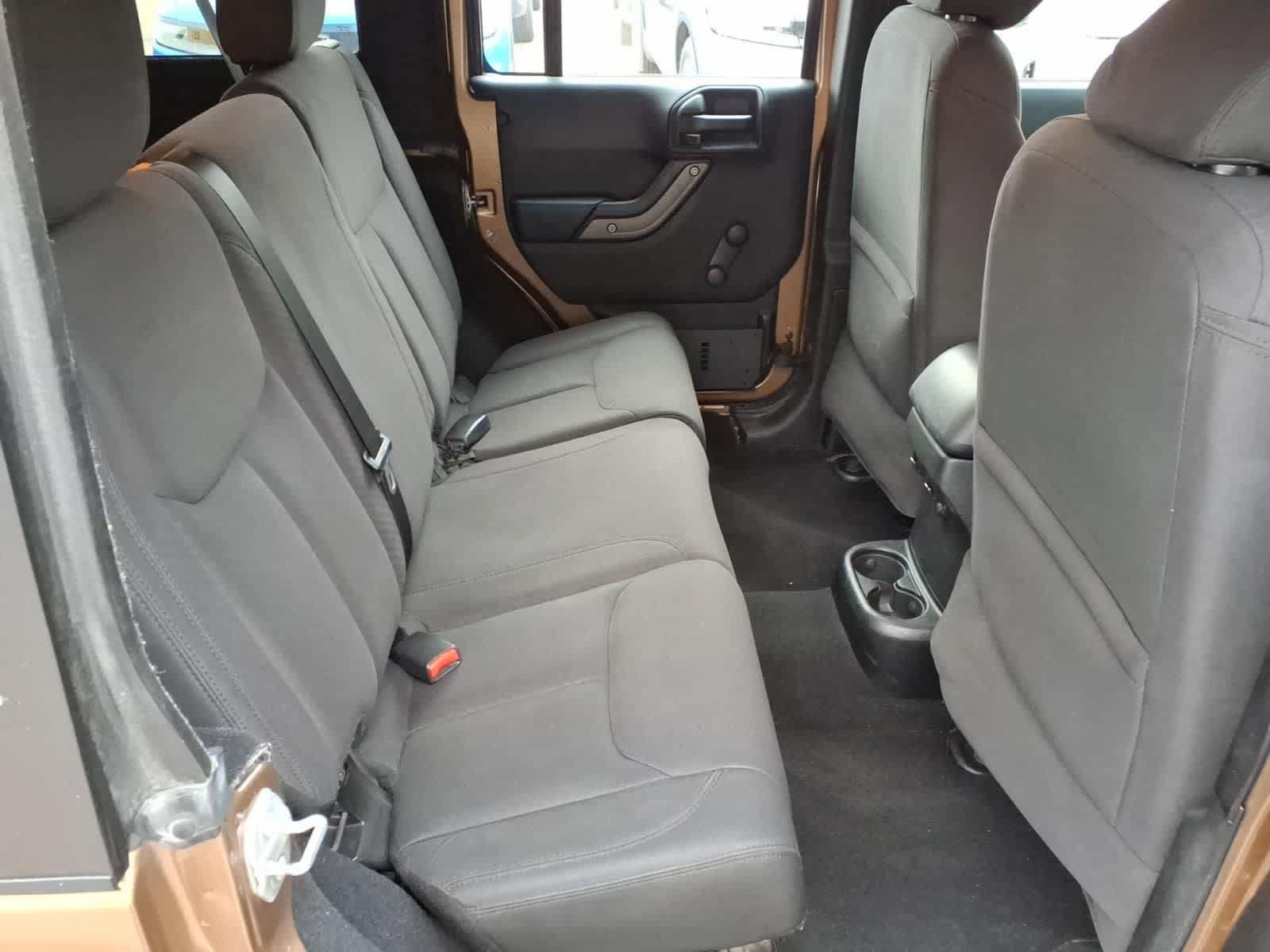 Used 2015 Jeep Wrangler Unlimited Sport AWD/4WD image 13