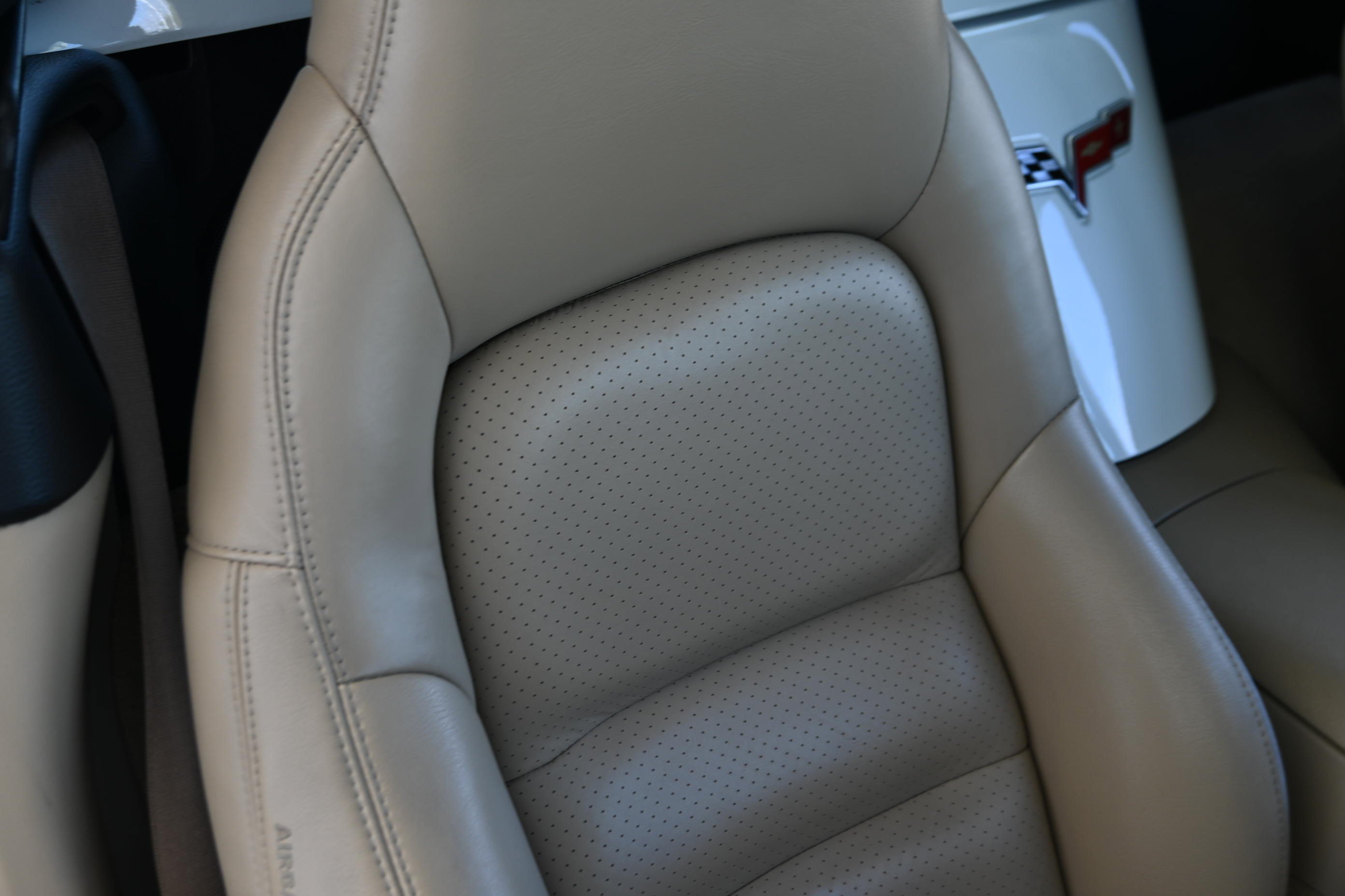 Used 2008 Chevrolet Corvette Convertible RWD image 30