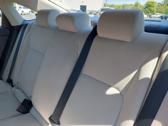 Used 2023 Honda Civic LX image 25
