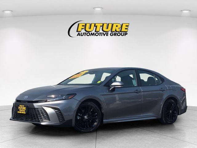 Used 2025 Toyota Camry SE FWD image 10