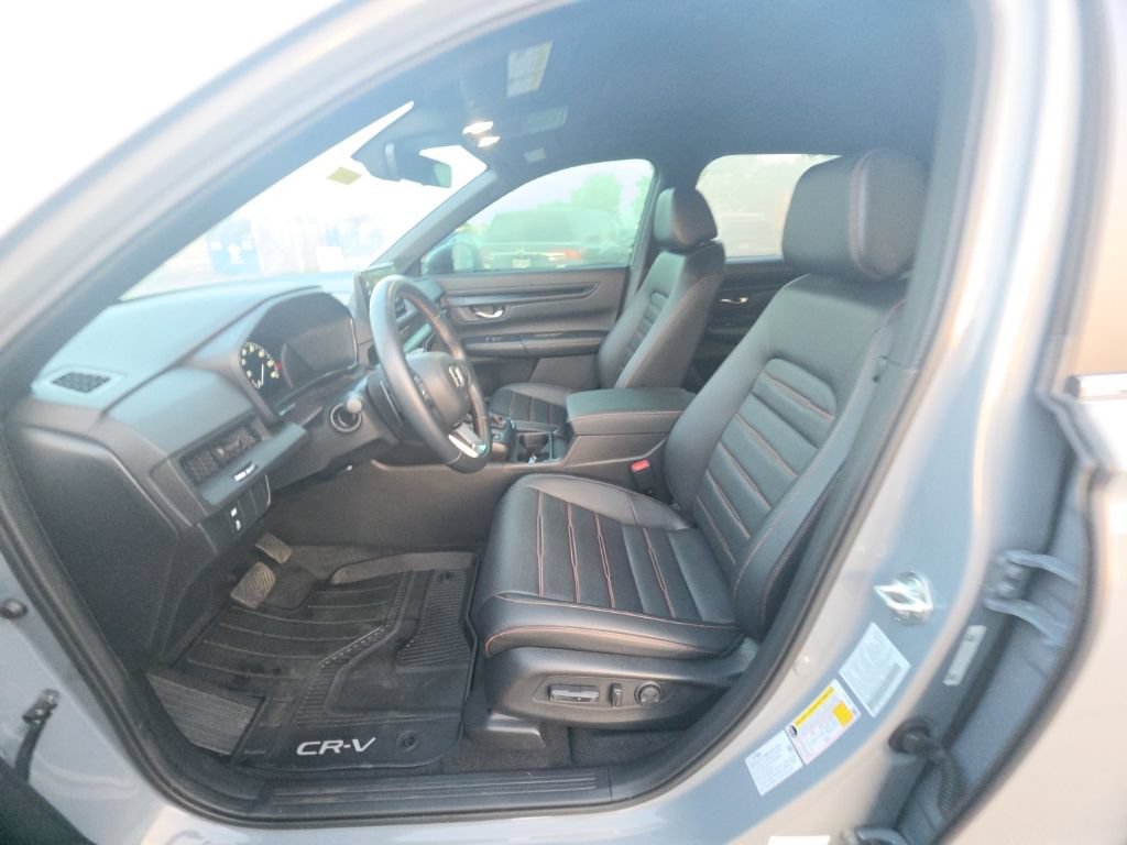 Used 2025 Honda CR-V Sport-L image 15