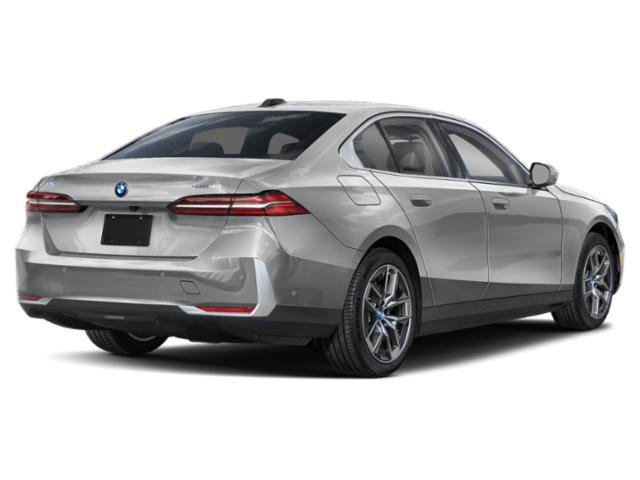 New 2026 BMW i5 eDrive40 image 2