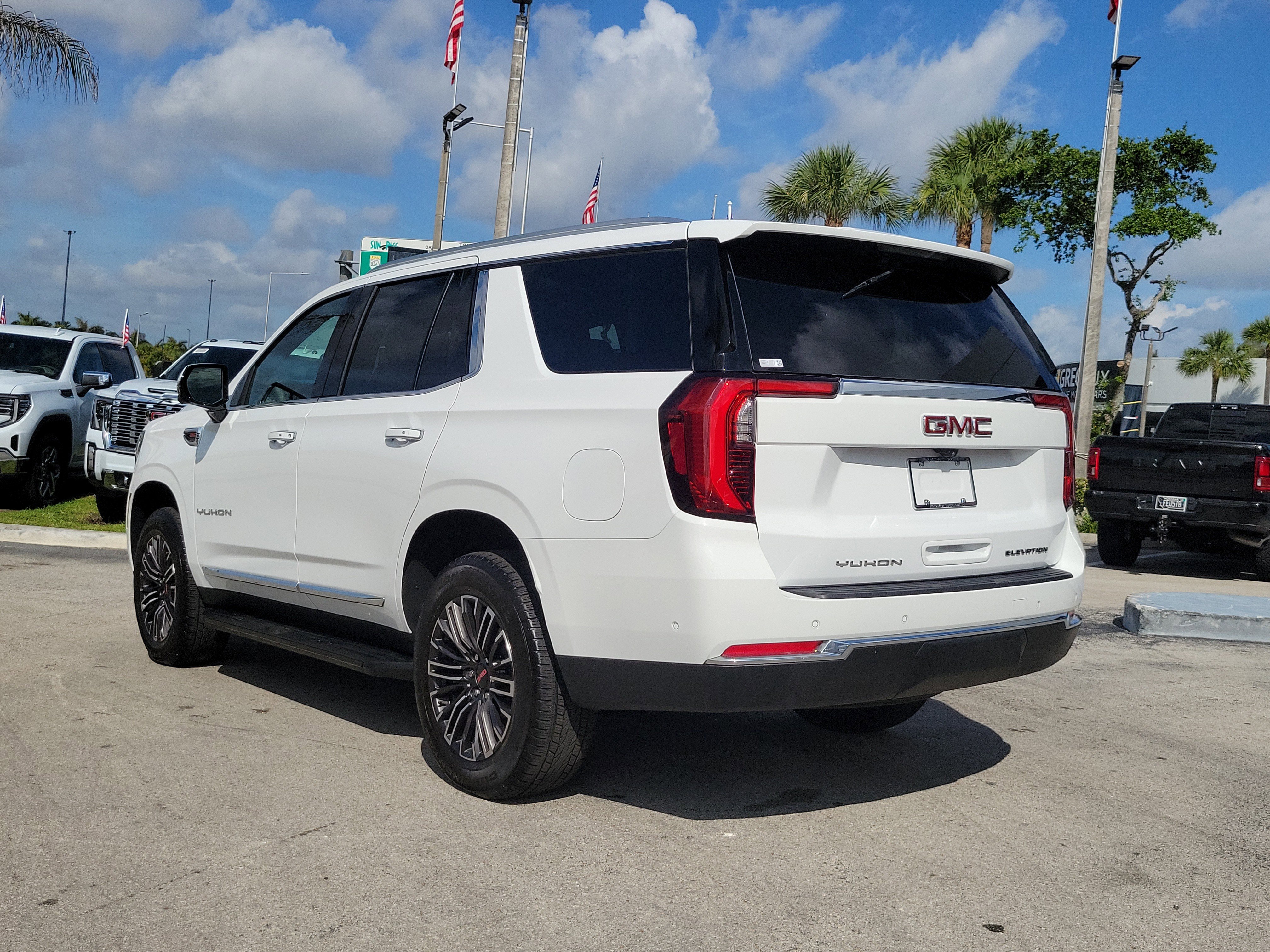 Used 2025 GMC Yukon Elevation w/ LPO, Floor Liner Package AWD/4WD image 7