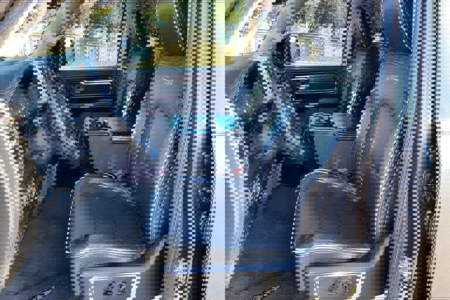 Used 2019 RAM 1500 Laramie image 27