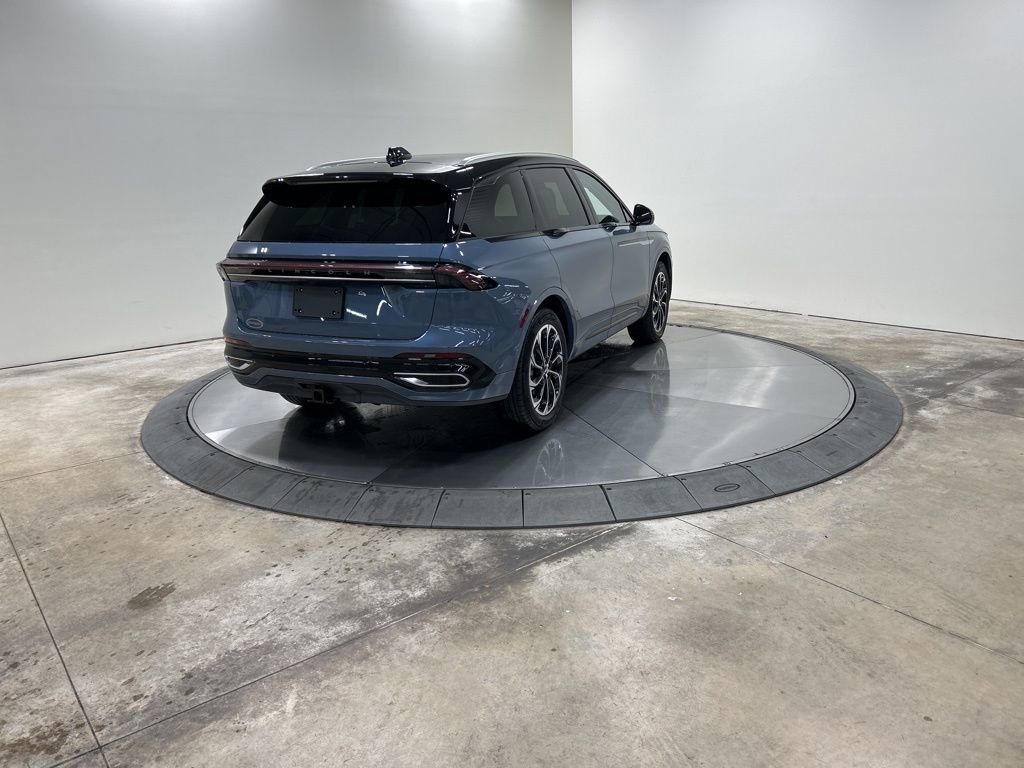 New 2026 Lincoln Nautilus Reserve image 5