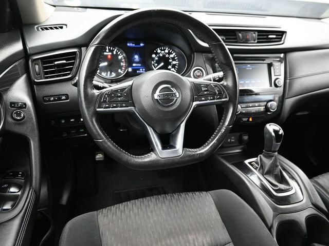 Used 2019 Nissan Rogue SV AWD/4WD image 18