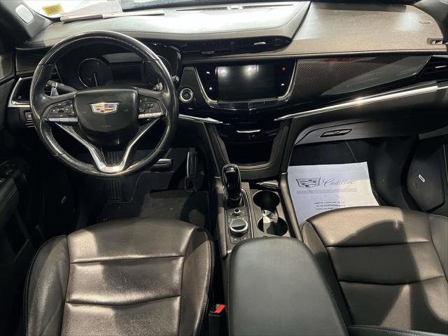 Used 2023 Cadillac XT6 Sport image 13