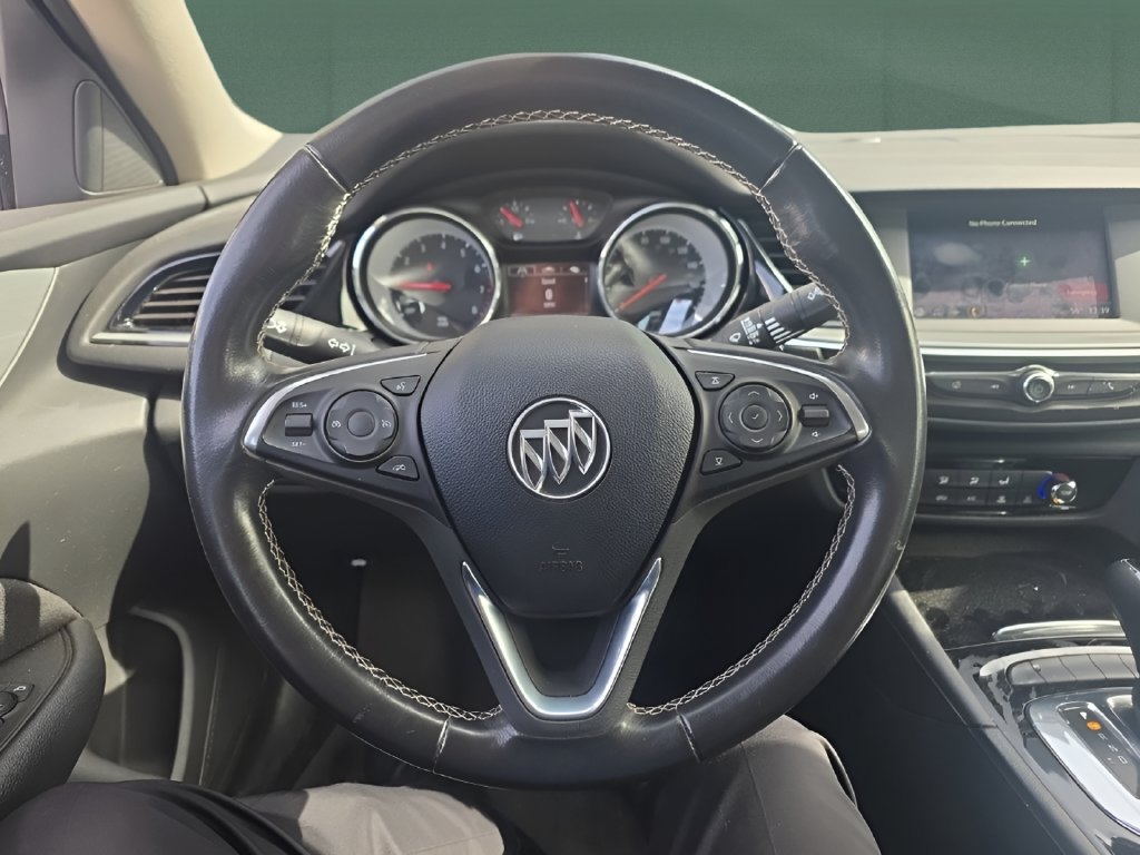 Used 2019 Buick Regal Preferred w/ Driver Confidence Package I FWD image 9