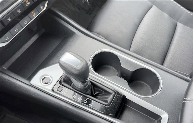 Used 2022 Nissan Altima 2.5 SV image 16