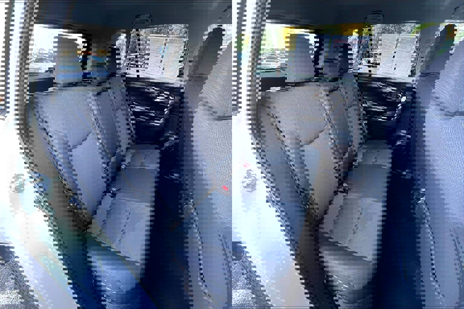 Used 2025 Toyota RAV4 XLE image 25