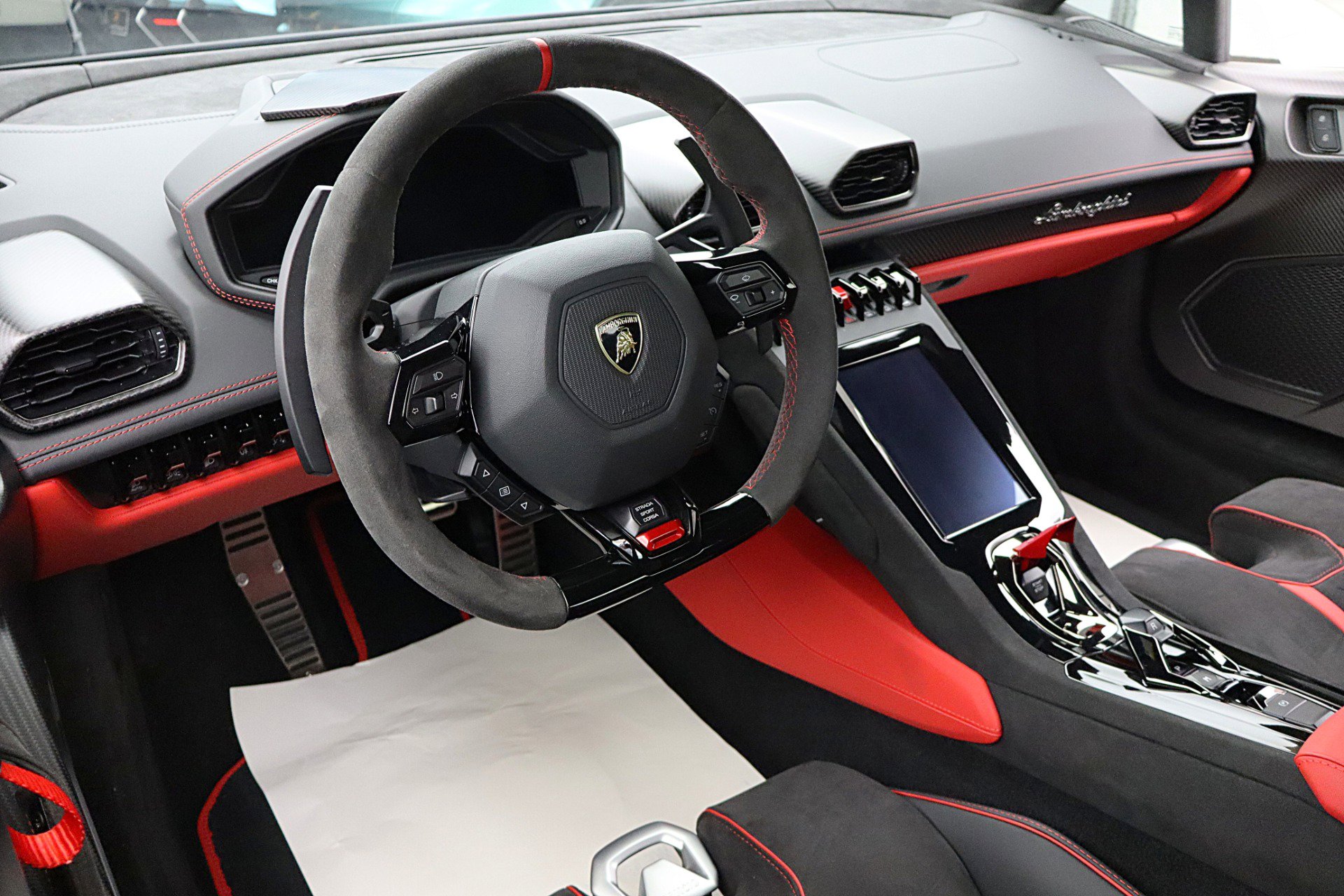 Used 2023 Lamborghini Huracan Tecnica image 36