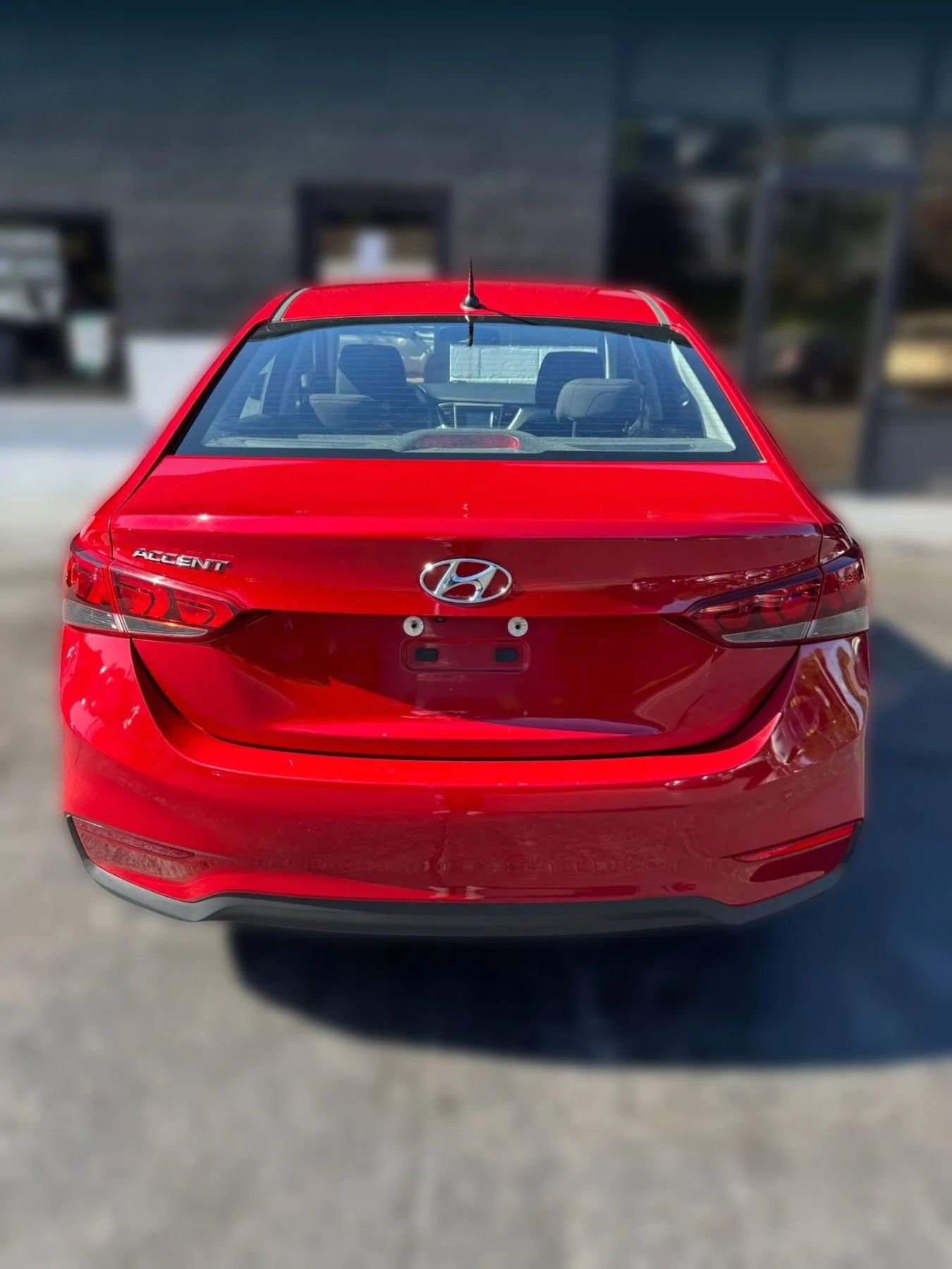 Used 2020 Hyundai Accent SE FWD image 4