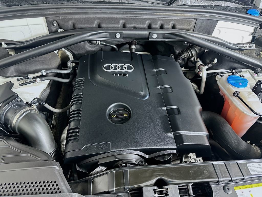 Used 2017 Audi Q5 2.0T Premium Plus w/ Technology Package image 31