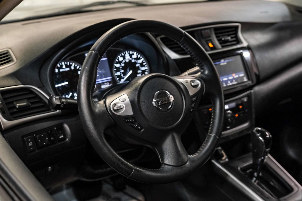Used 2019 Nissan Sentra SV FWD image 17