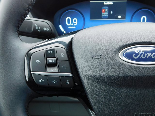 Used 2023 Ford Escape Platinum image 31