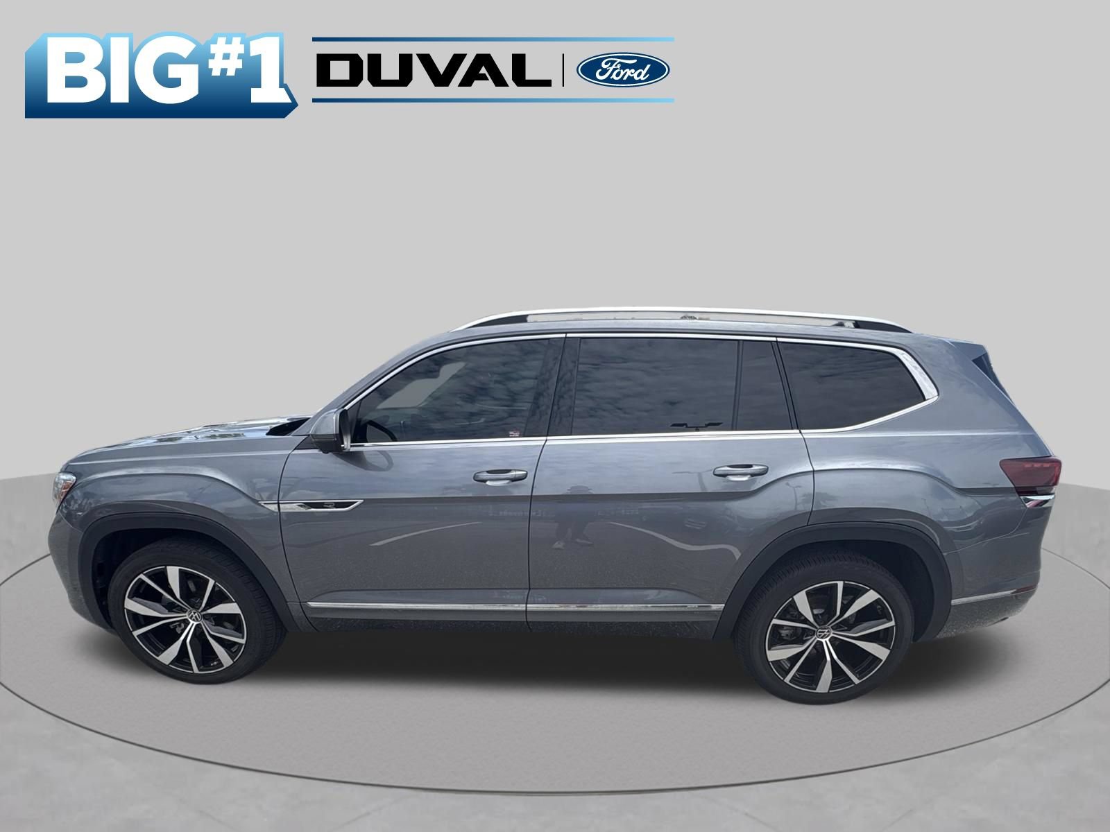 Used 2024 Volkswagen Atlas SEL Premium R-Line AWD/4WD image 3