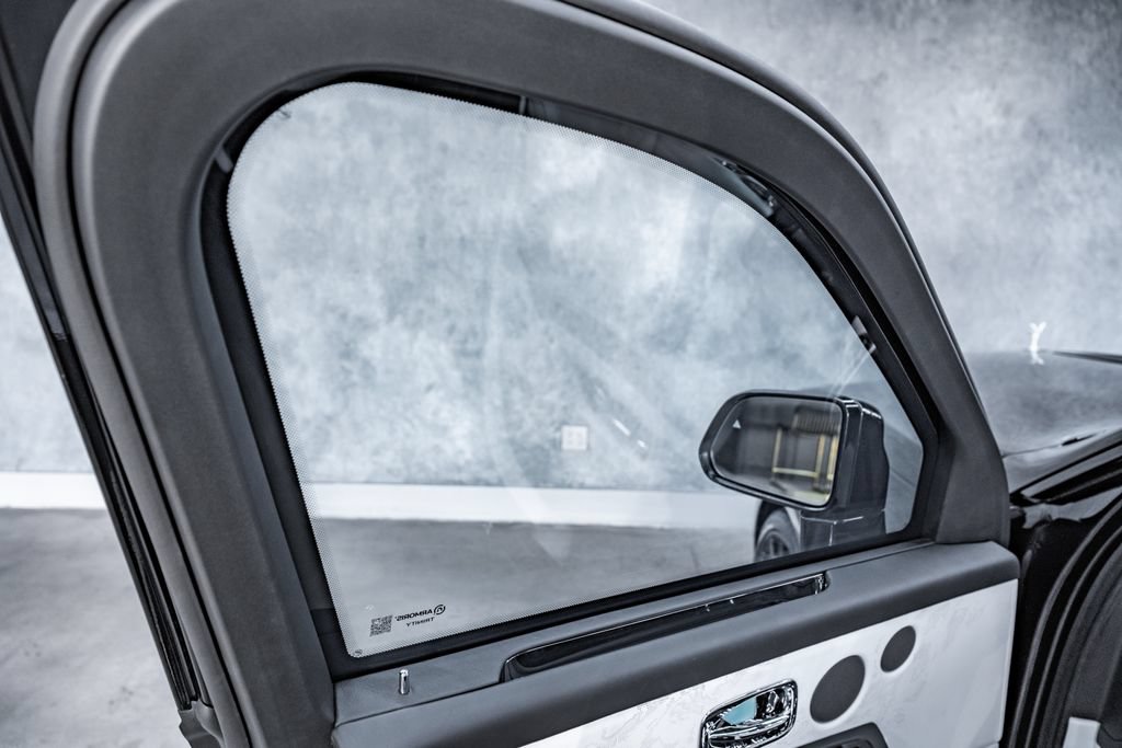 Used 2025 Rolls-Royce Cullinan AWD/4WD image 41