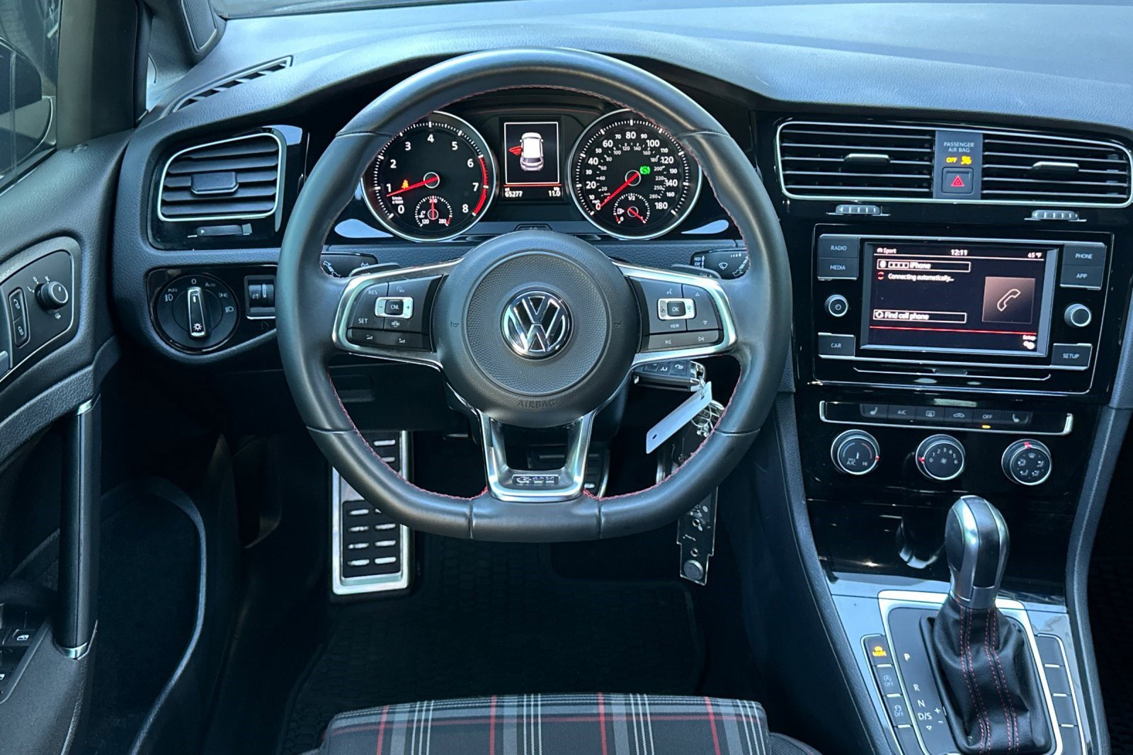 Used 2019 Volkswagen GTI S w/ Driver Assistance Package image 27