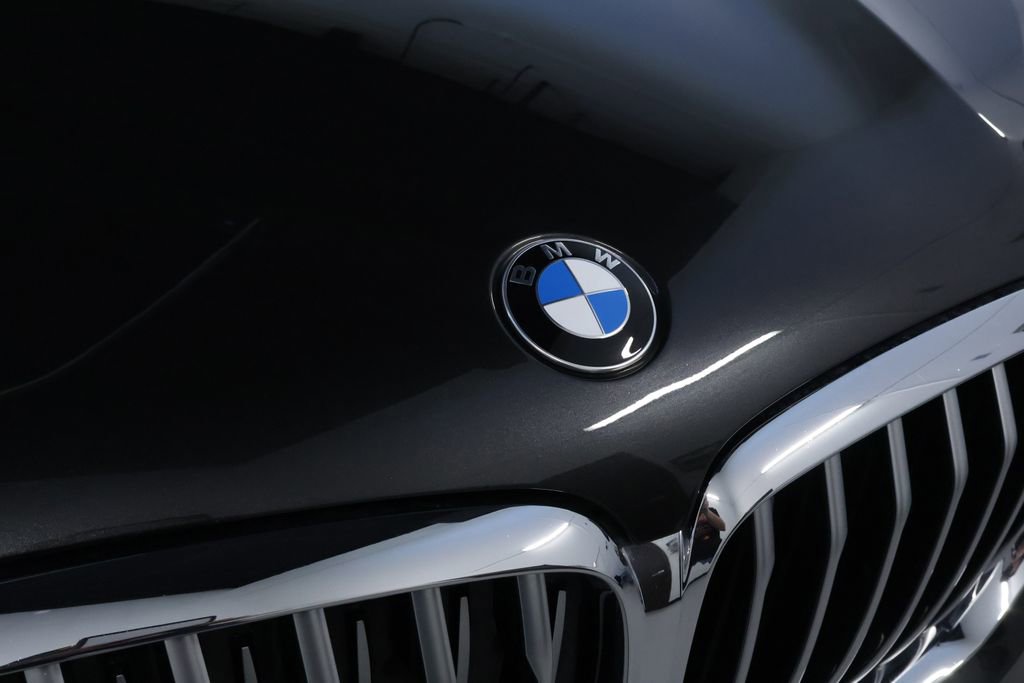 Used 2019 BMW X5 xDrive40i w/ Premium Package 2 image 9