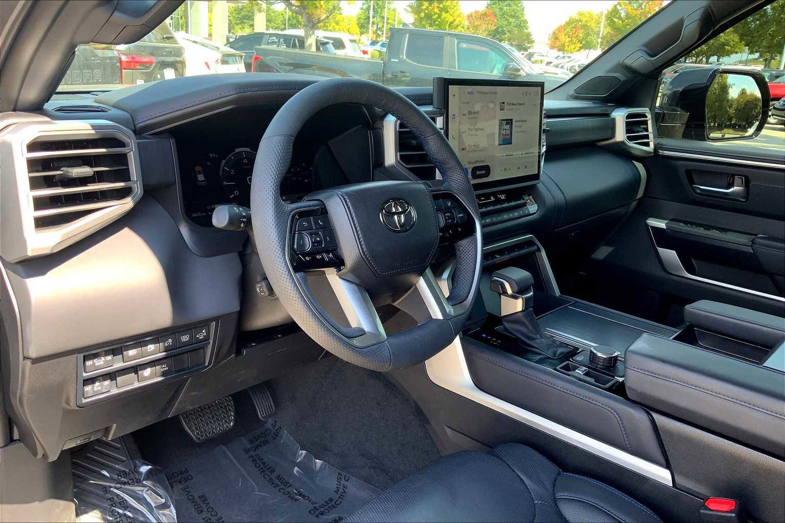 Used 2025 Toyota Sequoia Platinum image 17
