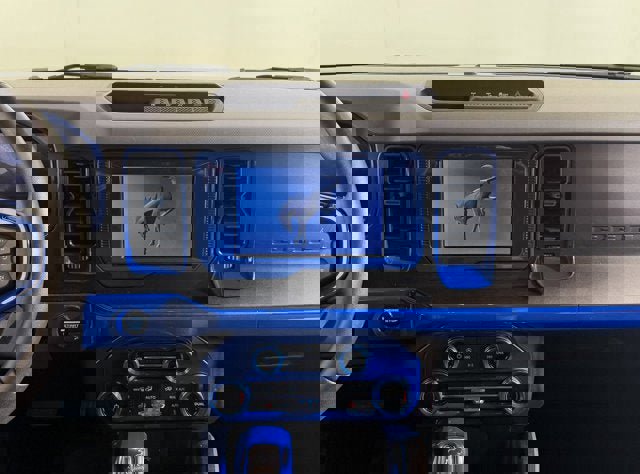 Used 2023 Ford Bronco Black Diamond image 12