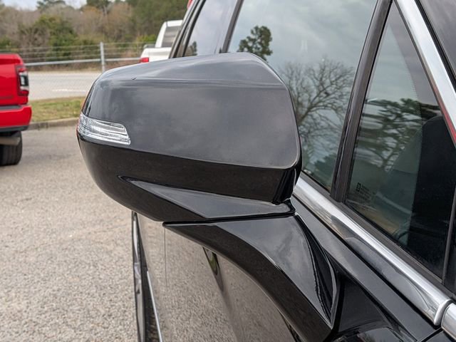 Used 2025 Cadillac XT5 Premium Luxury image 11