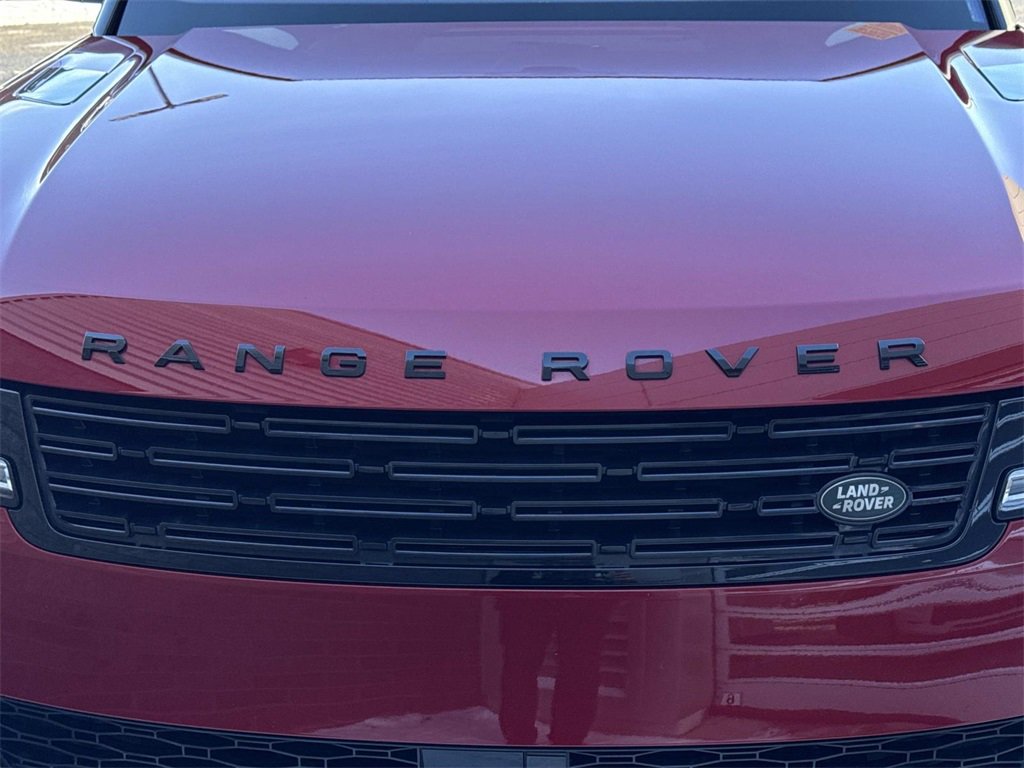 Used 2023 Land Rover Range Rover Sport SE image 10