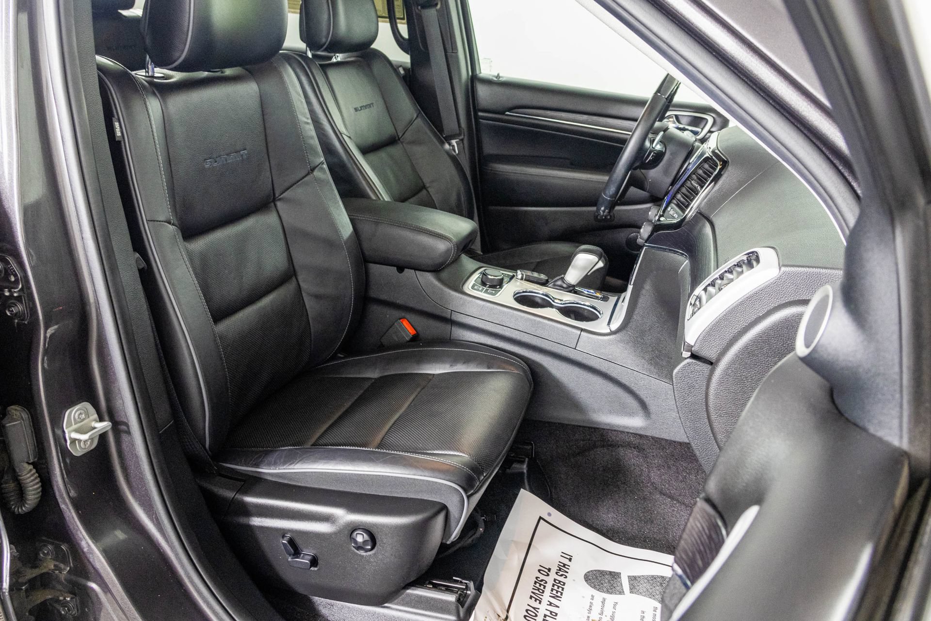 Used 2019 Jeep Grand Cherokee Summit w/ Platinum Series Group AWD/4WD image 49