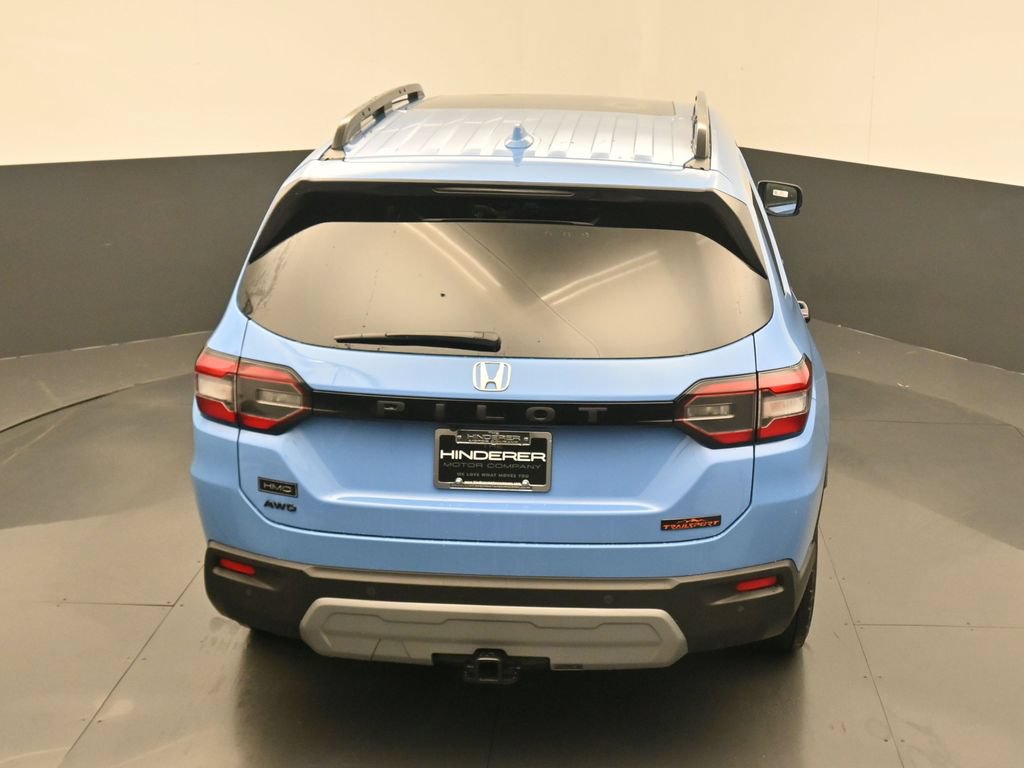 New 2025 Honda Pilot TrailSport image 12