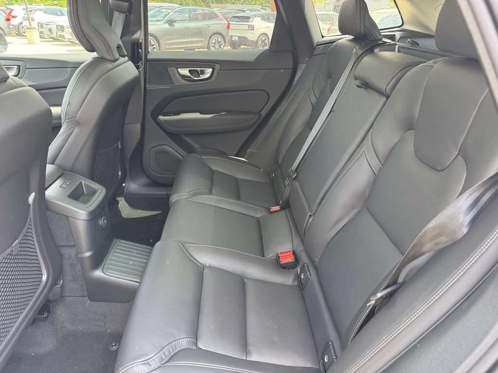 New 2026 Volvo XC60 T8 Ultra w/ Protection Package Premier AWD/4WD image 9