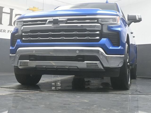 Used 2023 Chevrolet Silverado 1500 LTZ w/ LTZ Premium Package image 4