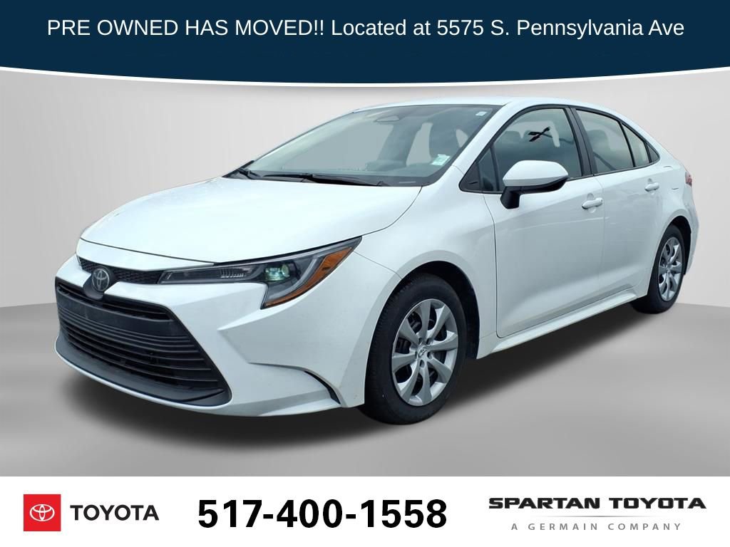 Used 2025 Toyota Corolla LE image 1