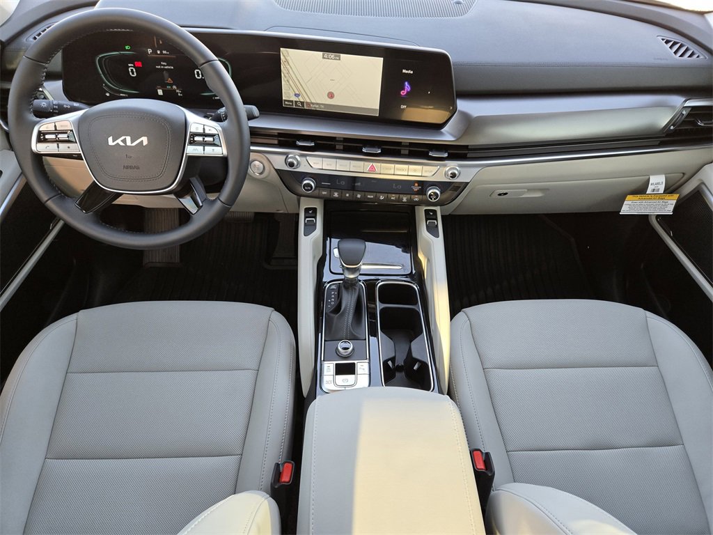New 2025 Kia Telluride S image 19