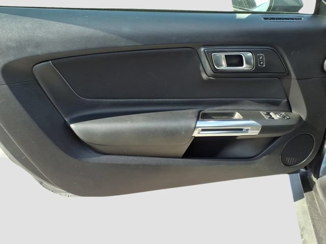 Used 2023 Ford Mustang Coupe RWD image 8