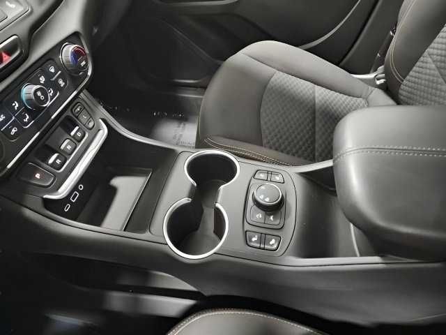 Used 2020 GMC Terrain SLE w/ Driver Convenience Package image 31